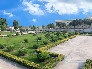 行政大樓.jpg 行政大樓.jpg